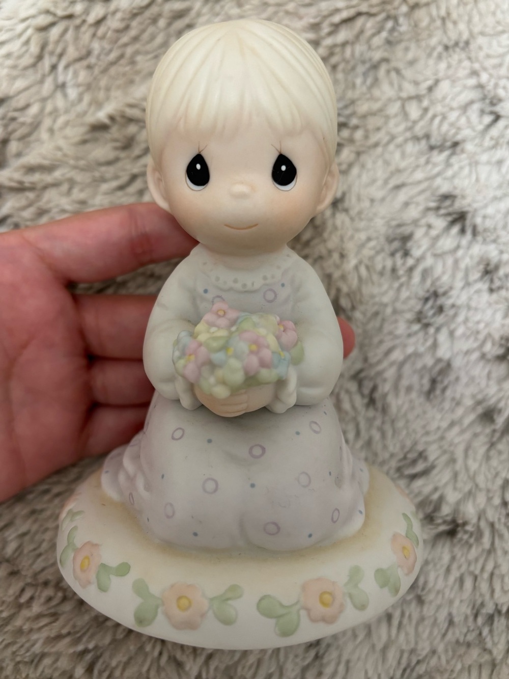 Precious moments “thinking of you is what I really like to do” figurine